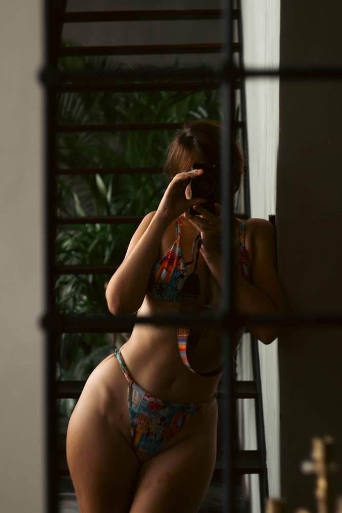 Monova's fit featuring AliExpress