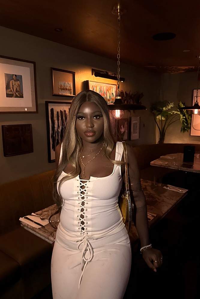 Stunnergirlmo's review for Carina Snatched Pant Set - Off White