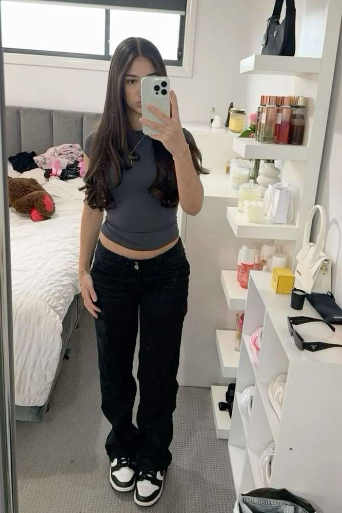 niaa's review for Dream Life Short Sleeve Top Charcoal