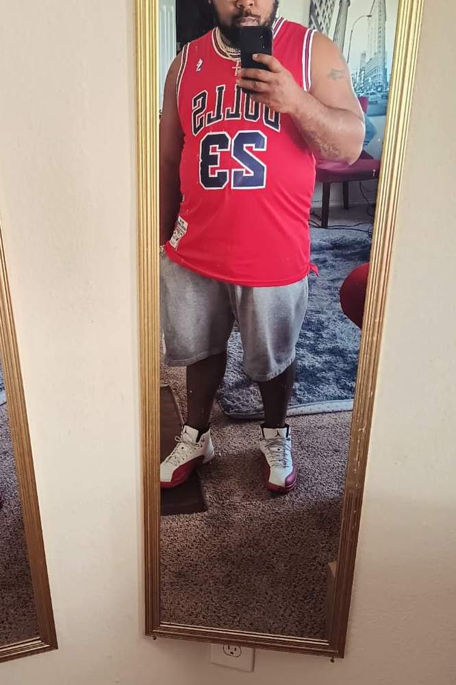 Waynefantana's fit featuring Mitchell & Ness, Nike, Jordan