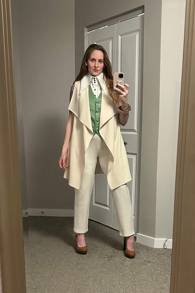 DaniTrics's fit featuring Amazon Basics, Lezé the Label, Le Chateau, Danier