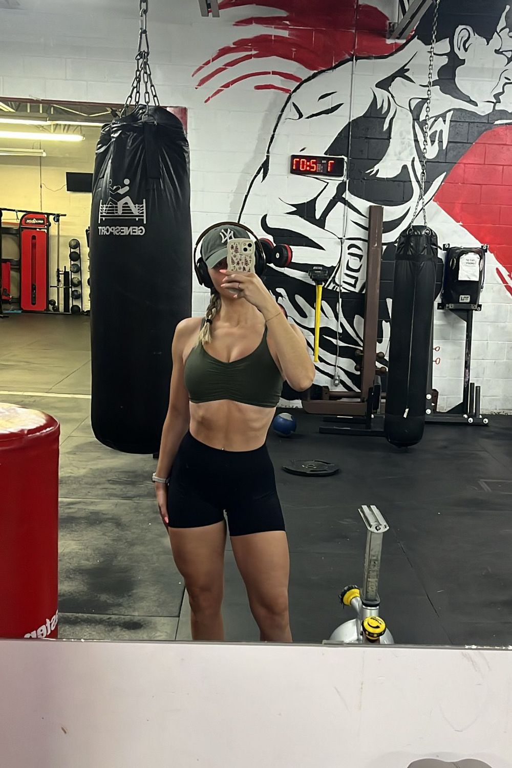 Post featuring Aoxjox Contour "Sculpt" Seamless Scrunch Shorts