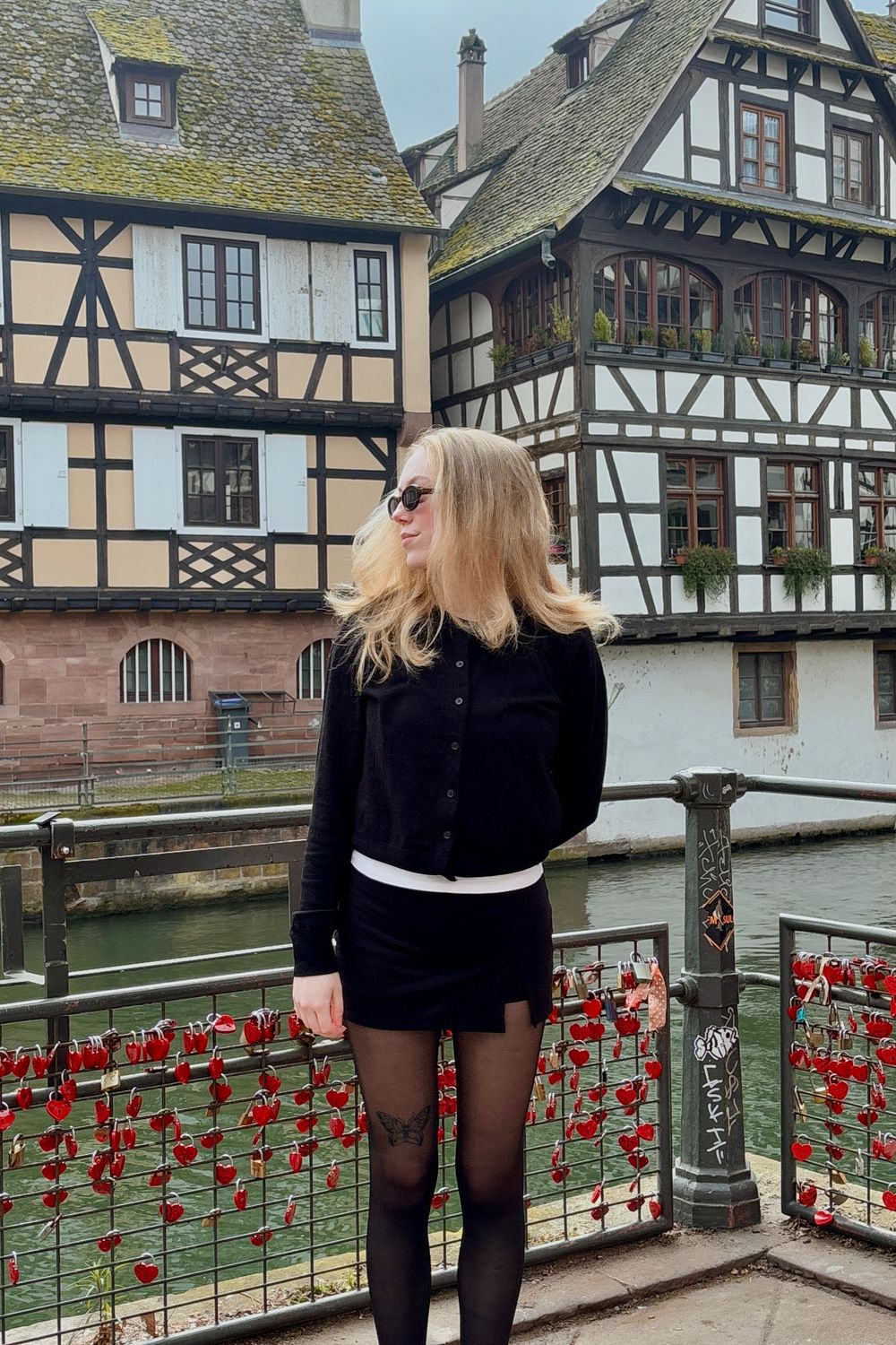 oliviathorun's post featuring H&M, Sheertex, Urban Outfitters, Garage, Versace. Feeling cute, chic, ootd, classic