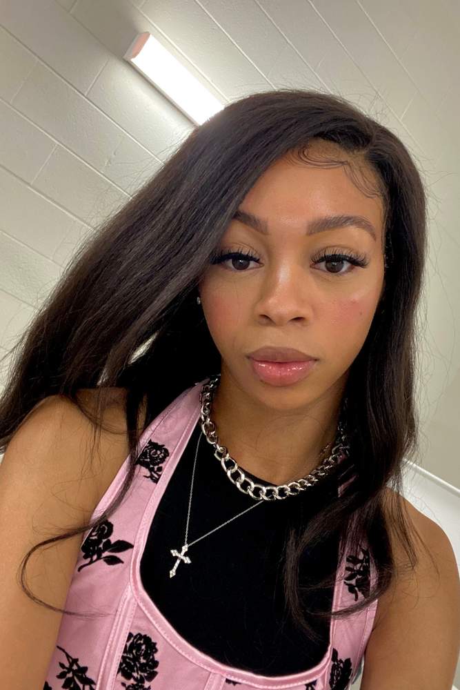 MoenaSharee's fit featuring Amazon Basics, Jacquemus | [object Object], [object Object], [object Object]