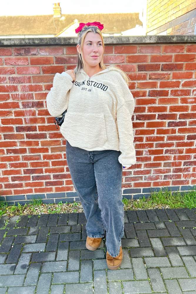 Kearaxbx's fit featuring Boohoo | 6058c05ca89de8060b148389