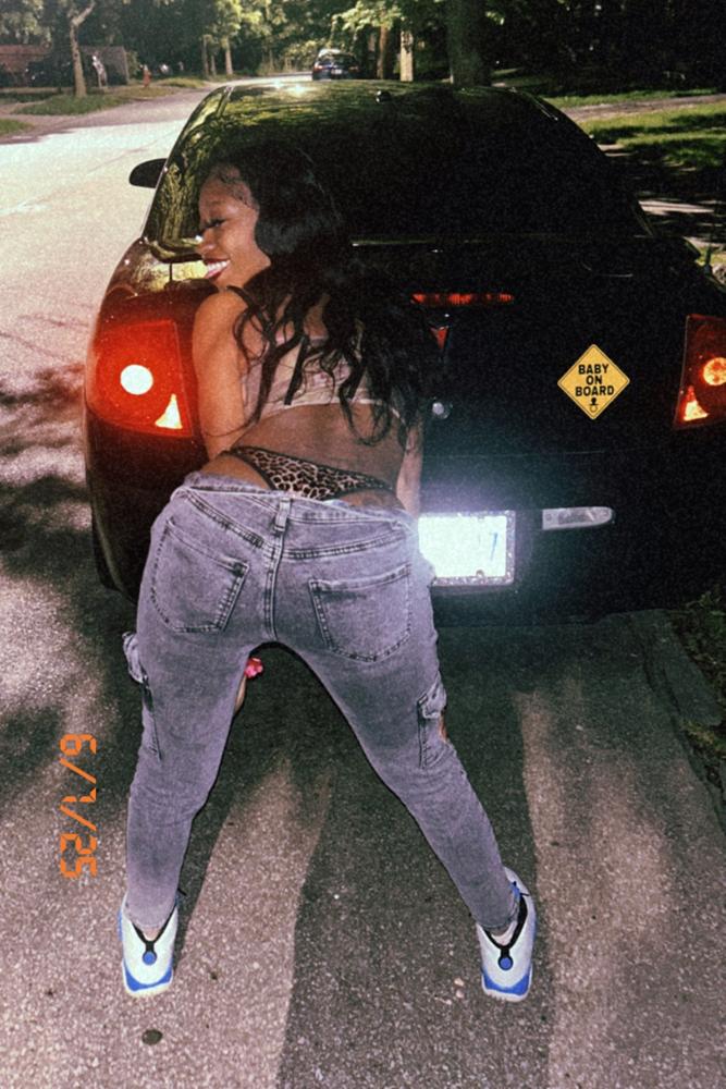 Yolamonae's fit featuring Fashion Nova | [object Object]