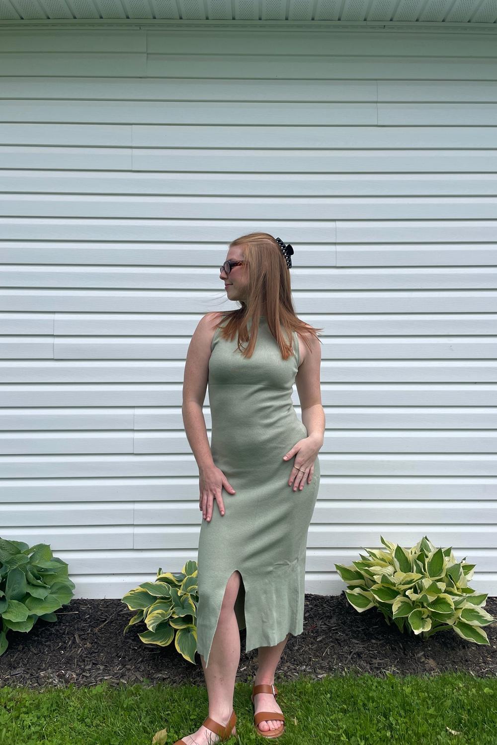 Post featuring Tortoiseshell Claw Hair Clip Set (3 Pcs)