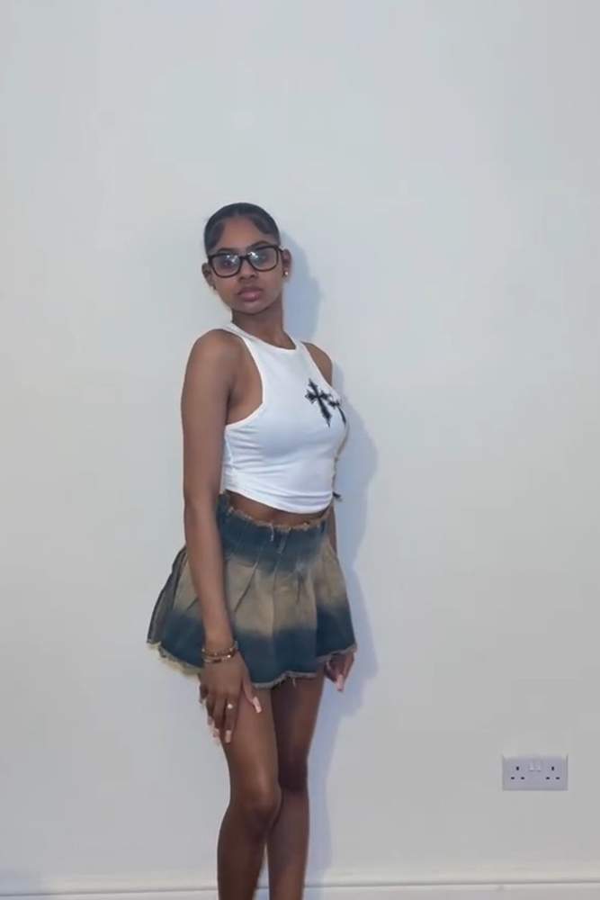 Ilonkaterrero's fit featuring SHEIN | 6058c05ca89de8060b148389, 6058c275a89de8060b148395, 608e0e4d32acb98ea46e05a3, 608f75cc7242cabb012a30f5, 608f71297242cabb012a30e7, 608f75cc7242cabb012a30f6, 608f7b607242cabb012a3101