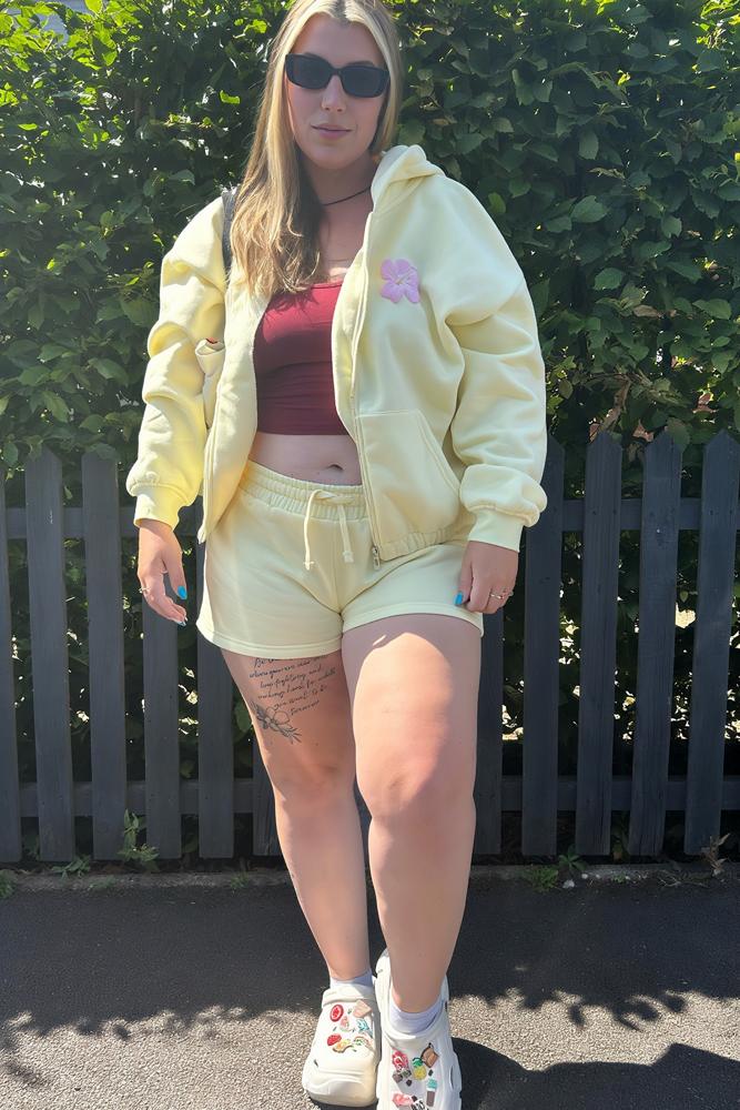 Kearaxbx's fit featuring Boohoo | 6058c275a89de8060b148395, 608e0e4d32acb98ea46e05a3