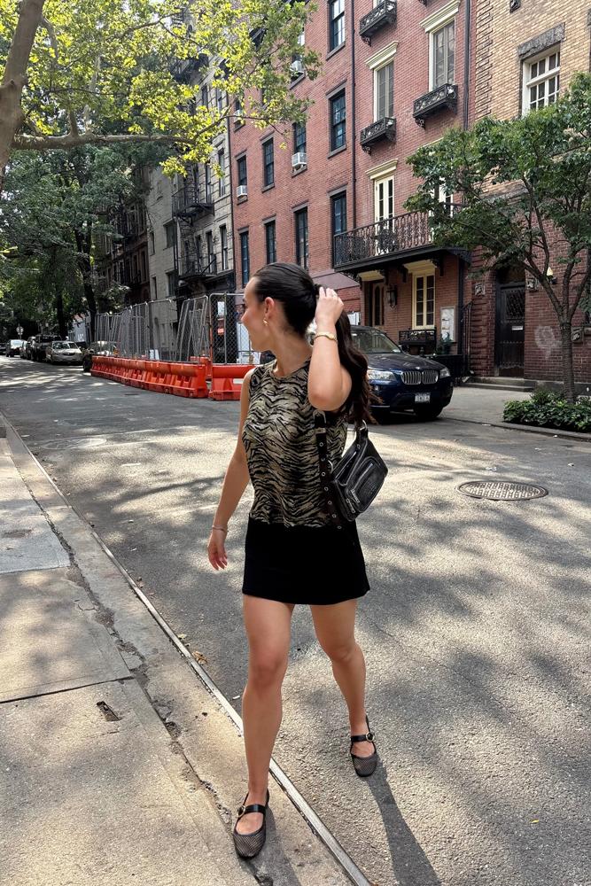 Marianaandthecity's fit featuring Stuart Weitzman, Tankair | [object Object], [object Object], [object Object], [object Object]