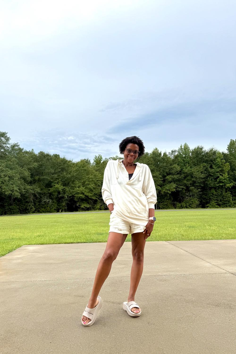 ToniTonyTone's post featuring OOFOS. Feeling streetwear, relaxed, casual, comfortable