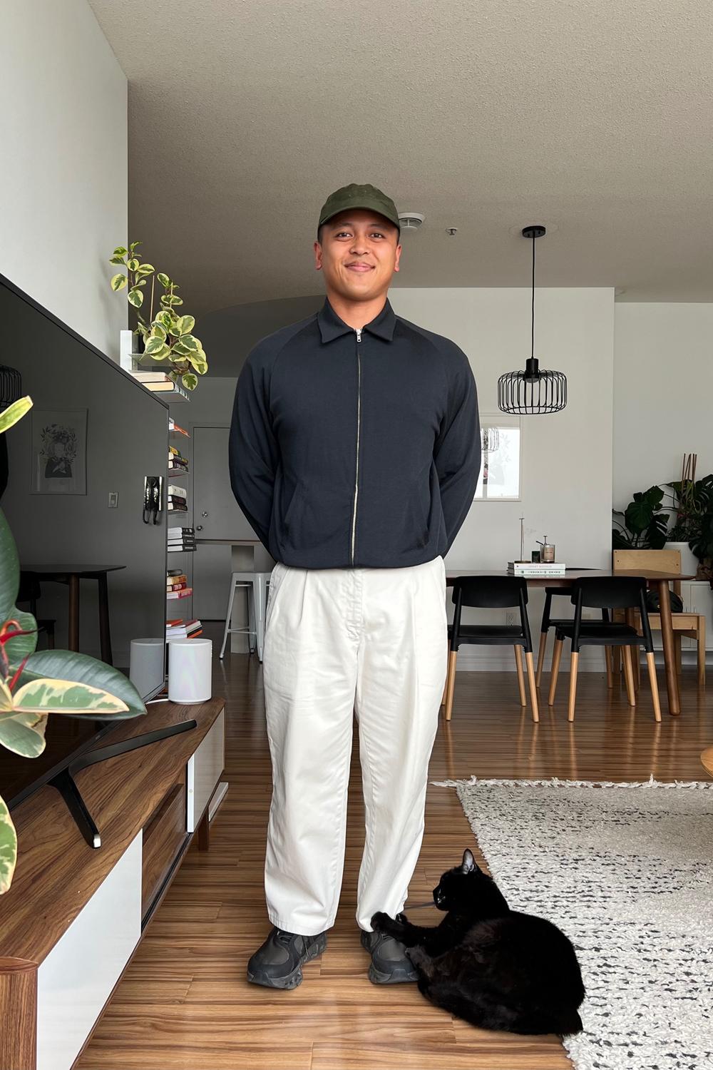 anthonytonytones's post featuring Bandit Running, Lady White Co., Dockers, On Cloud. Feeling streetwear, summer, athletic, relaxed, spring, casual, ootd, classic, active, athleisure, comfortable