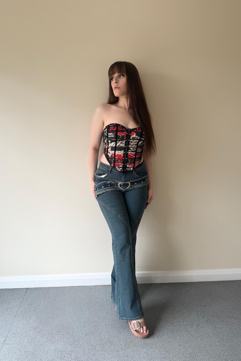 Post featuring Grunge Punk Y2K Retro Heart Metal Buckle Fringe Waist Belt & Flared Jeans For Women, School,Ladies Casual Button,Cut Out,Zipper Drop Waist Flare Leg Long Blue Bootcut Skinny Women Jeans,Spring/Fall,Casual Daily Wear