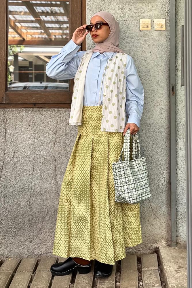 nadiaelok's fit featuring Atlas Kind, VERKA, Geulis | 6058c275a89de8060b148395, 608792b28296ac83a0251352, 608792b28296ac83a0251351, 608e0e4d32acb98ea46e05a3, 608f75cc7242cabb012a30f5, 608f75cc7242cabb012a30f6, 608f7b607242cabb012a3101, 60a96591a927ba7d60aa4266, 60ac66ed21907d2896abc959