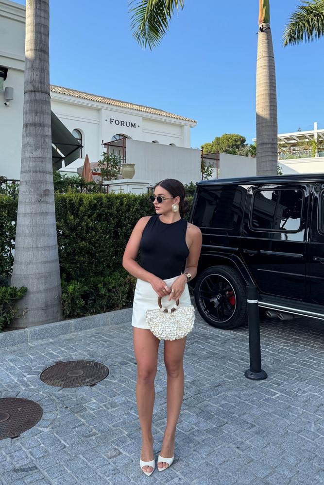 Veroniikapl's fit featuring , , 