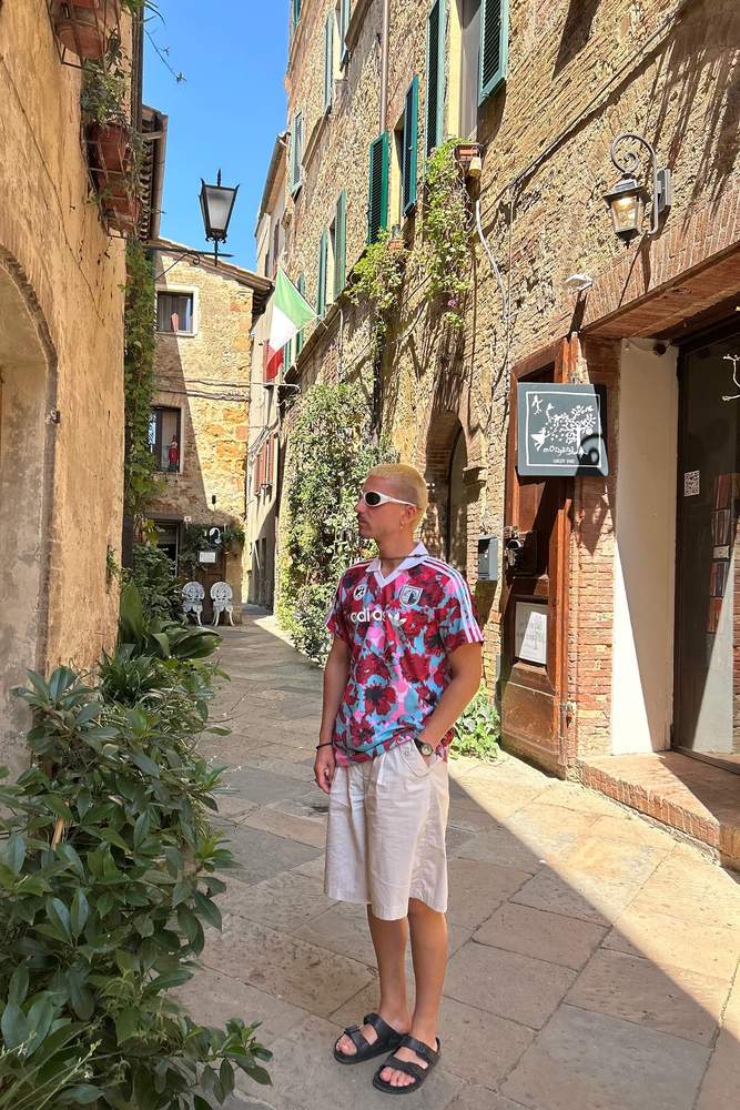 Markkkoc's fit featuring Oakley, Adidas, Uniqlo, Birkenstock | 6058c05ca89de8060b148389, 6058c275a89de8060b148395, 60878ee58296ac83a0251342, 608792b28296ac83a0251352