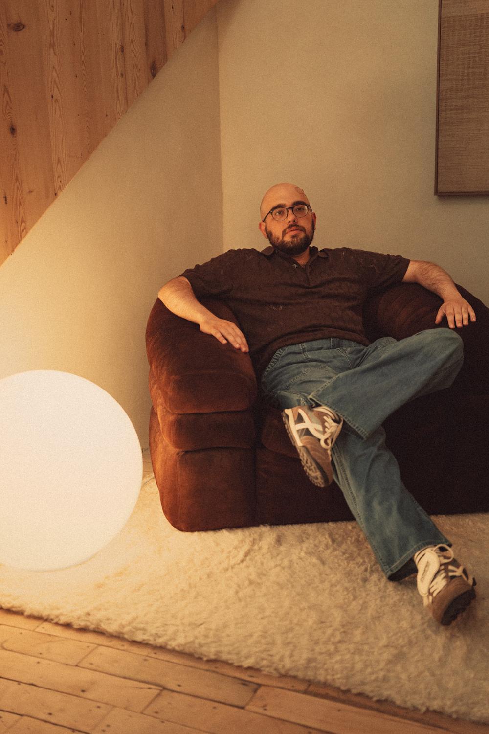 Post featuring Relaxed Painter Jean