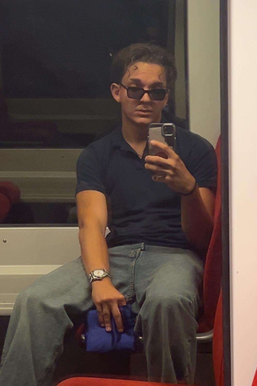 al3xp10's post featuring Nike, Ray-Ban, Timex, Polo by Ralph Lauren, Bershka. Feeling casual