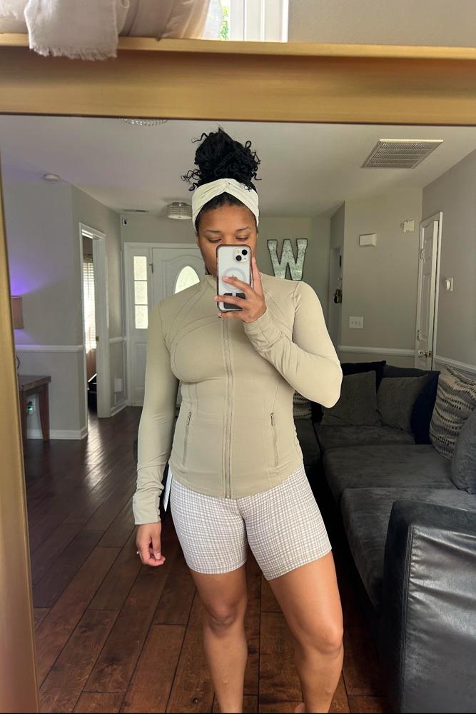 Triceyy's fit featuring Lululemon