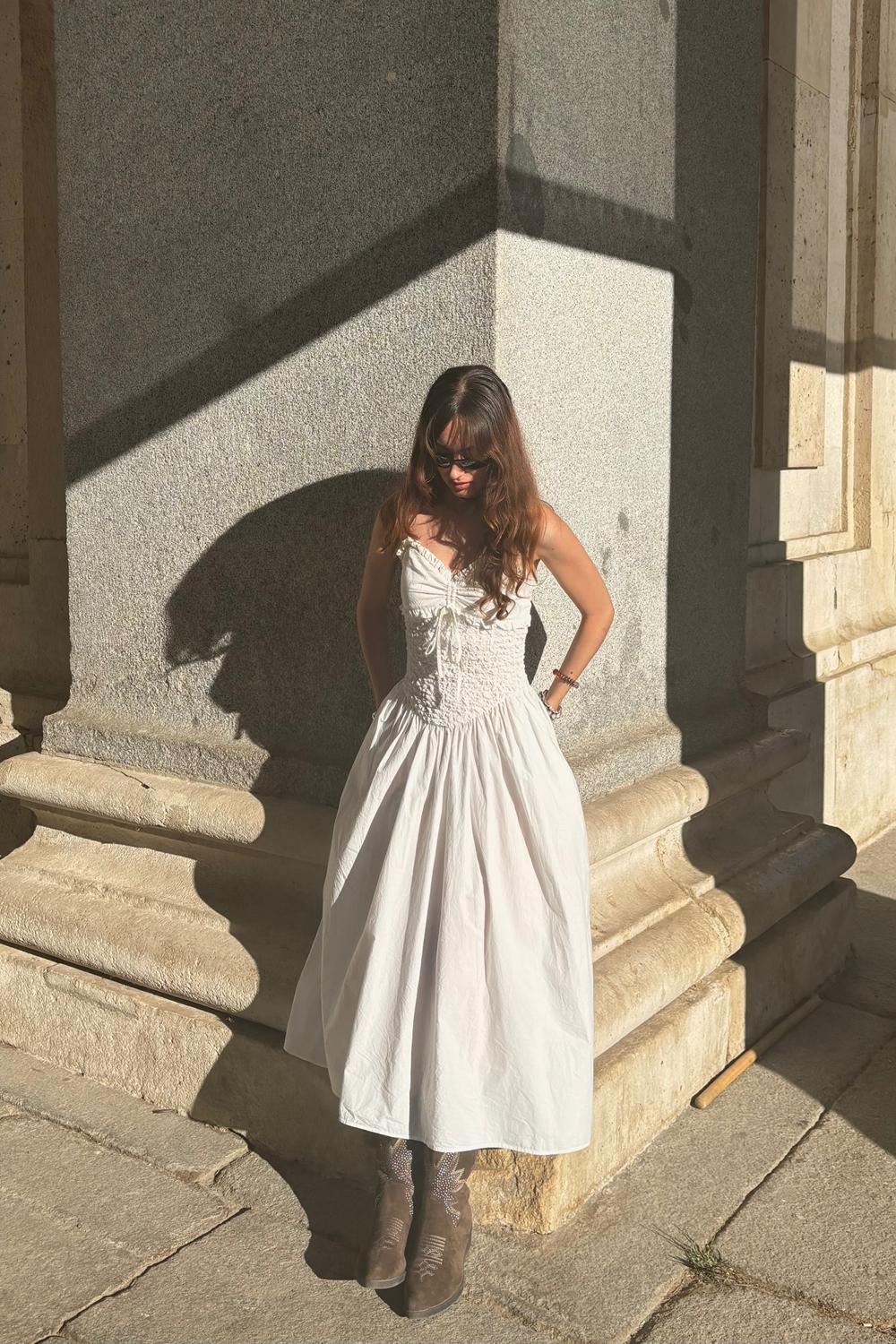 ariadnasg's post featuring Zara, Bulgari. Feeling summer, relaxed, cute, spring, trendy, casual, chic, ootd, classic, preppy, comfortable, feminine, romantic