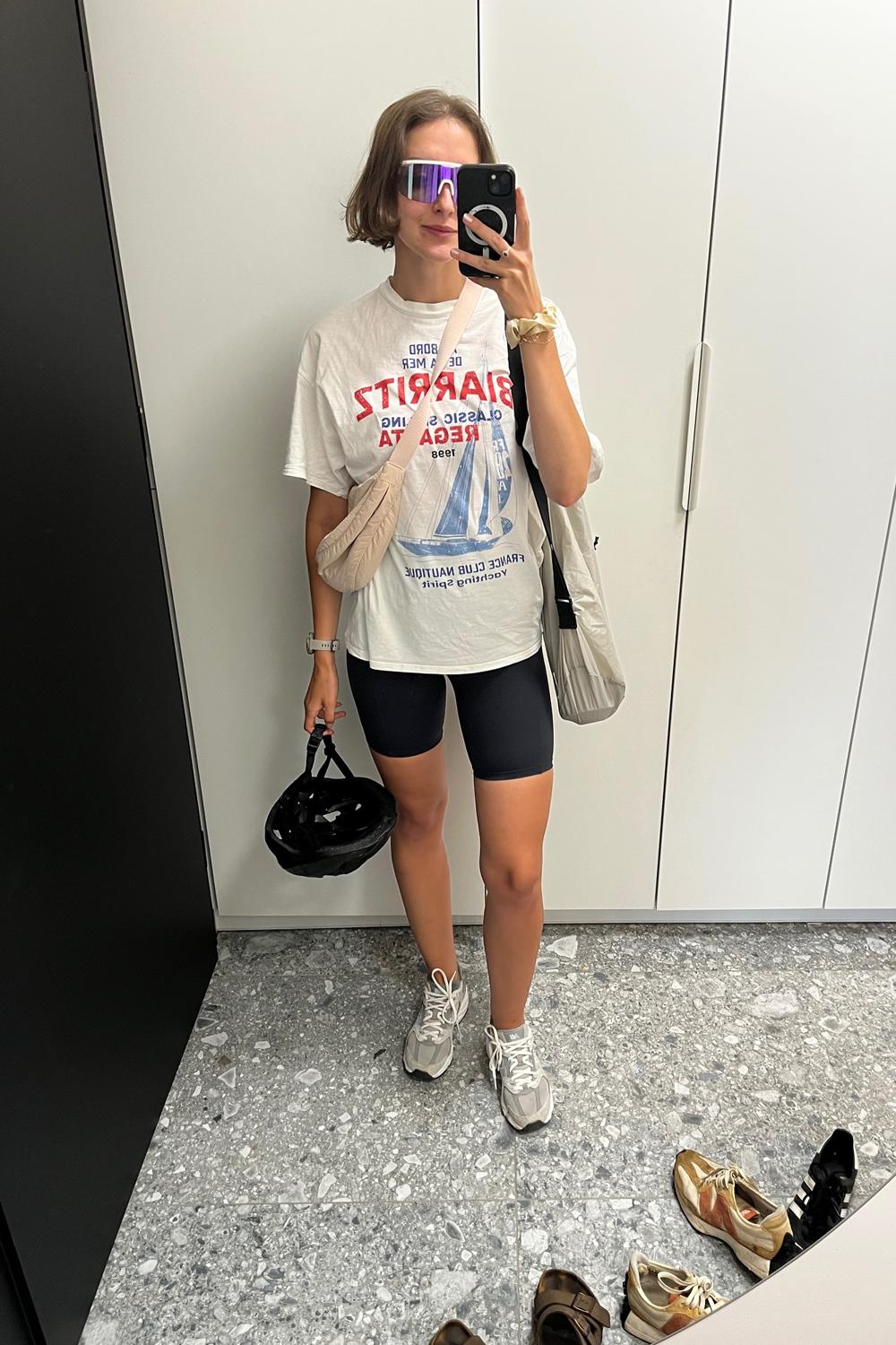 Natpyz's post featuring H&M, Oysho, Uniqlo, New Balance. Feeling athletic