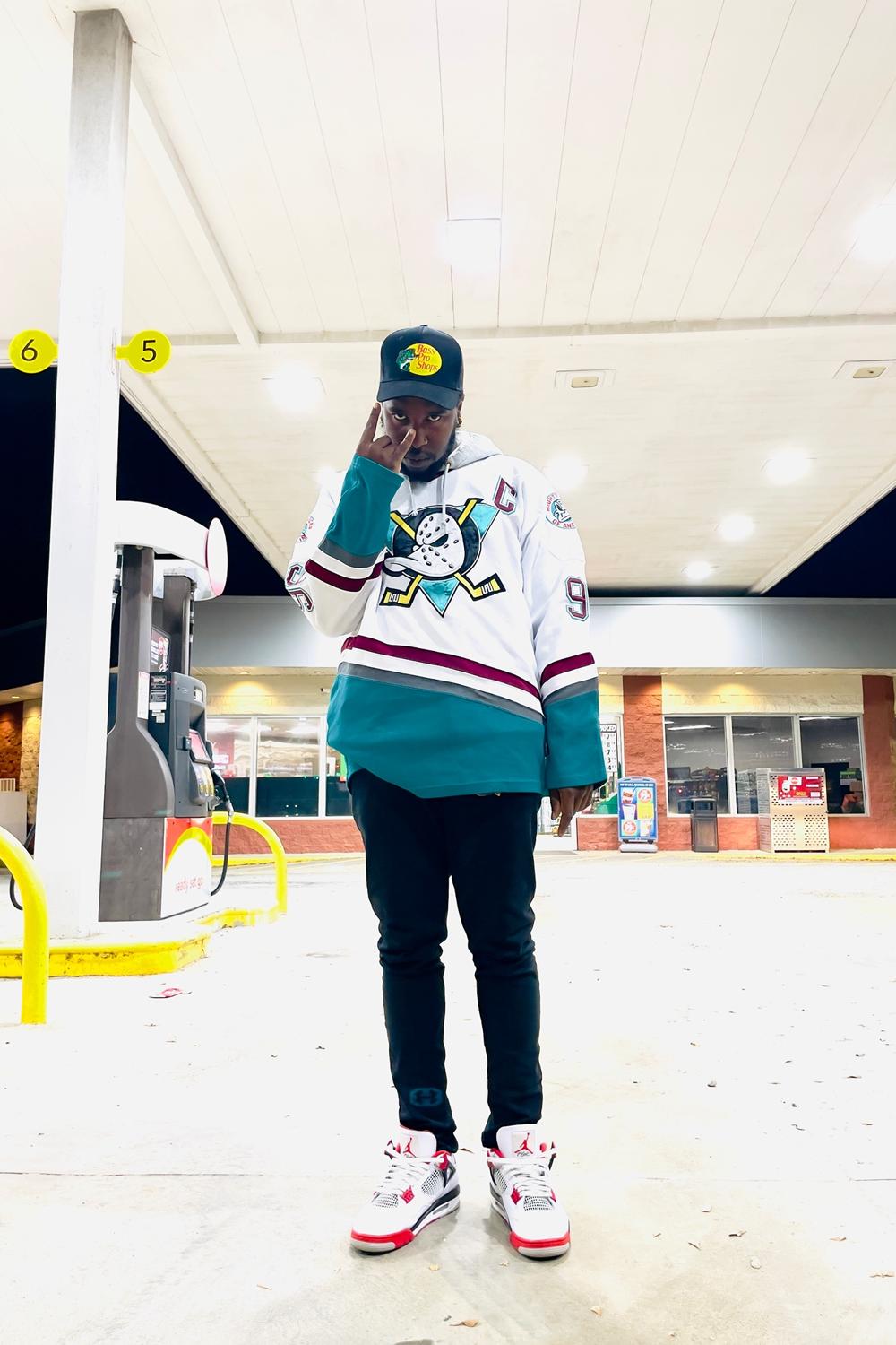 discodonni's post featuring PacSun, Bass Pro Shops, Jordan, Fanatics. Feeling streetwear