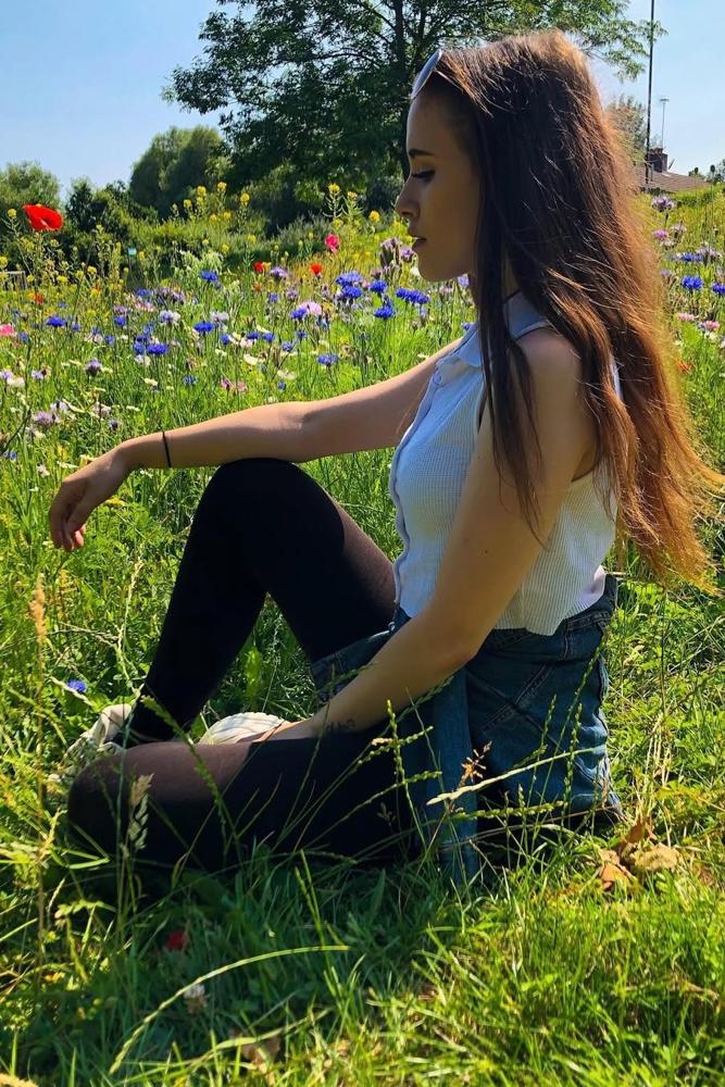 antoniashanley12's review for Black Structured Contour Rib Zip Split Hem Leggings