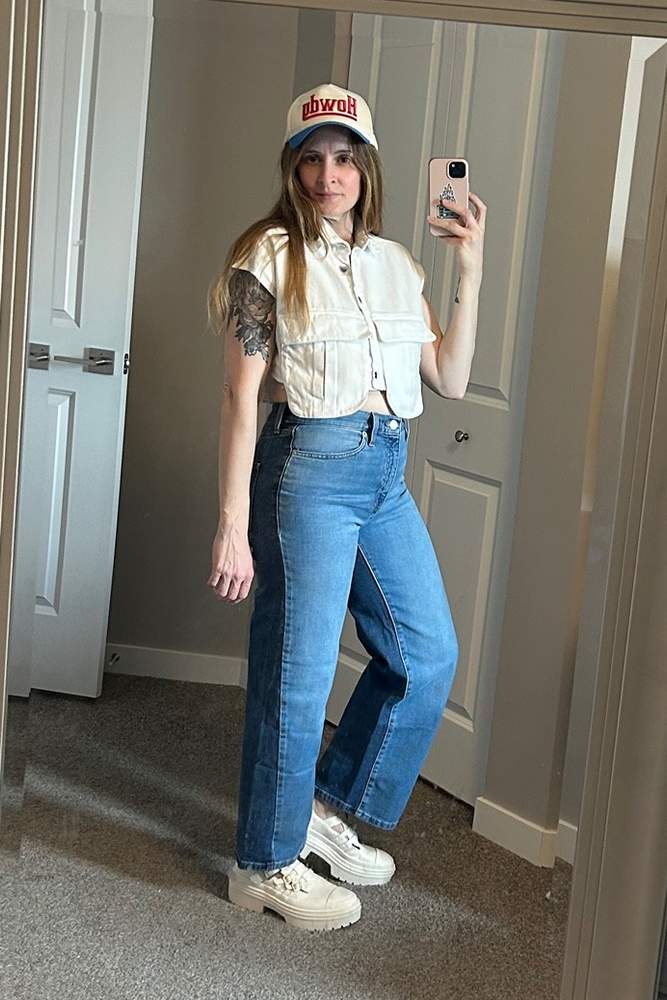 DaniTrics's fit featuring Banana Republic Factory, Converse, TEMU
