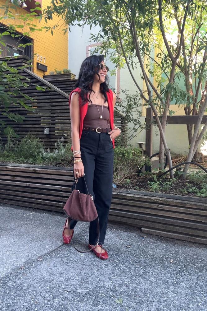 Lonelyshoez's review for High-Rise Barrel Jeans