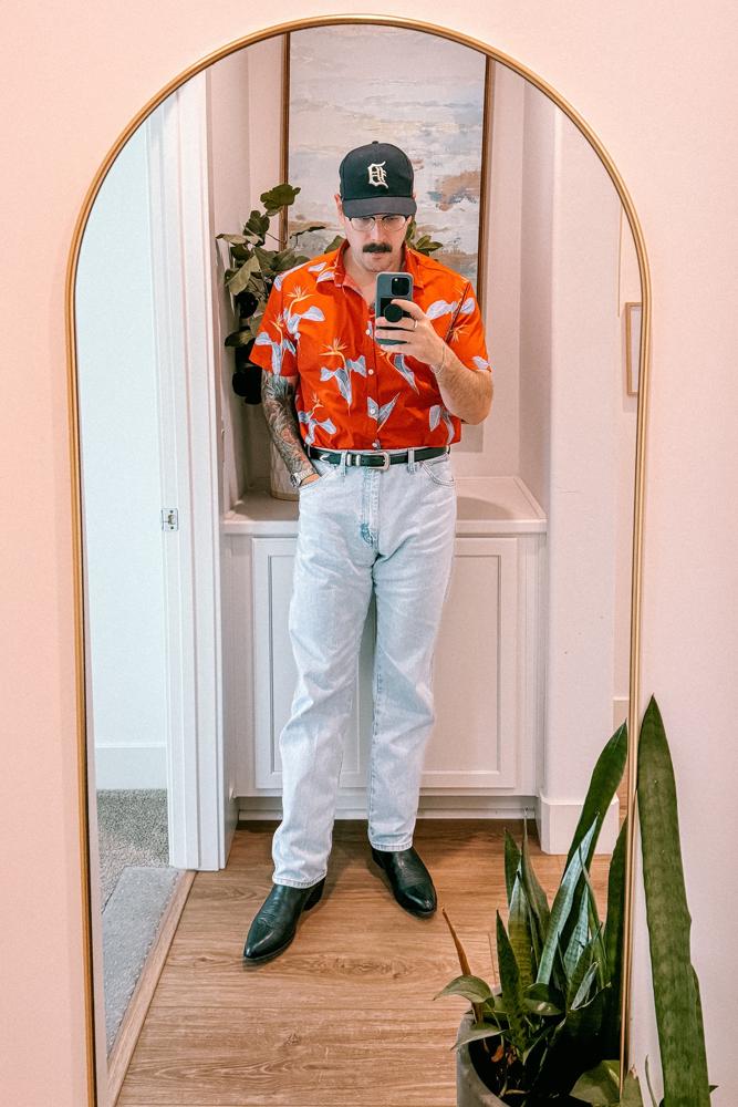aardvark's fit featuring Wrangler, Dan Post