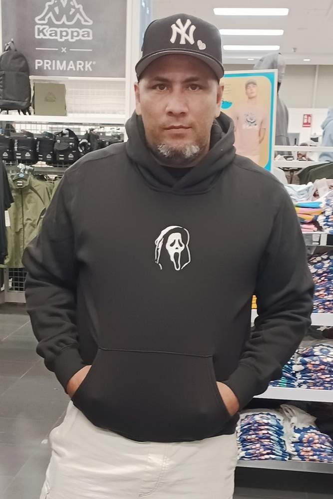 Samuel09's fit featuring Primark, New Era