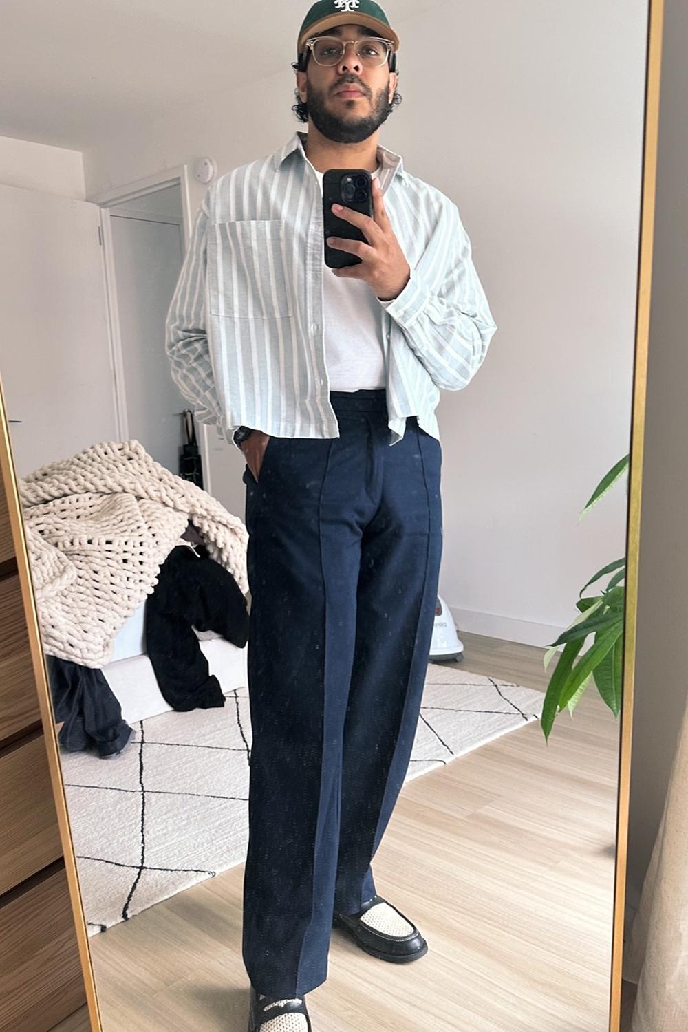 Post featuring everyday pleated trousers navy