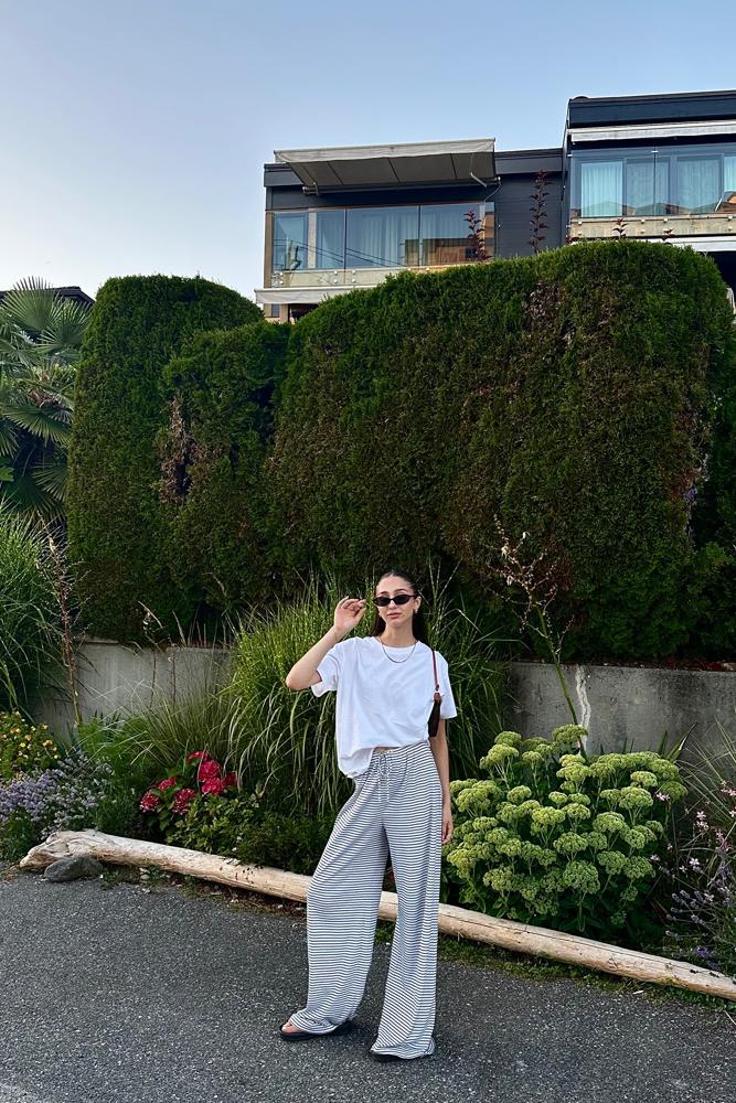 Clarewadden's fit featuring H&M, Lemon Jelly, Amazon Basics | [object Object], [object Object], [object Object], [object Object], [object Object]