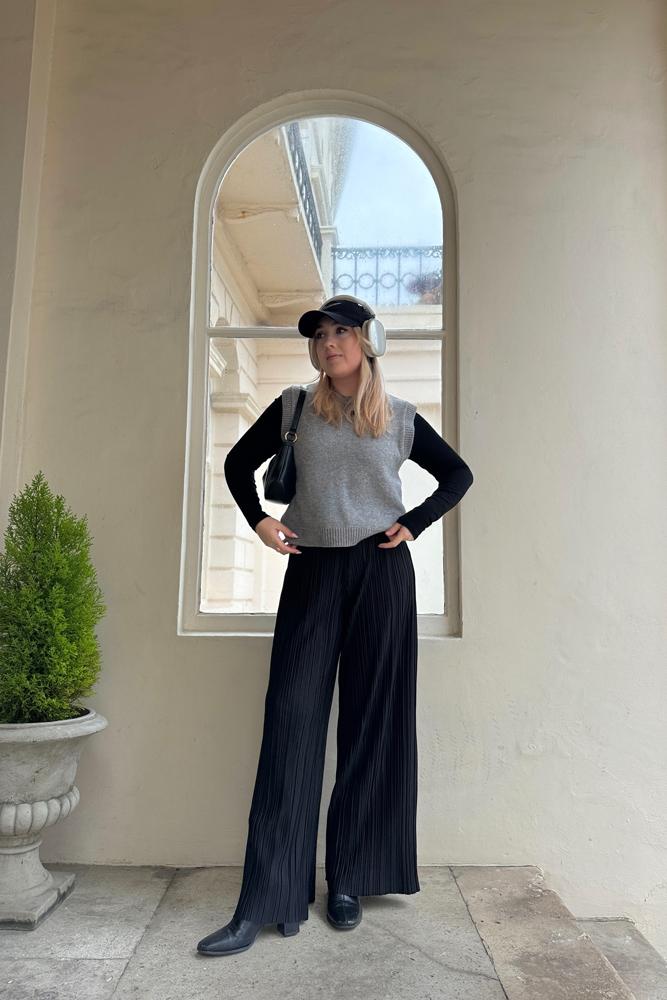 Beckahake's fit featuring , 