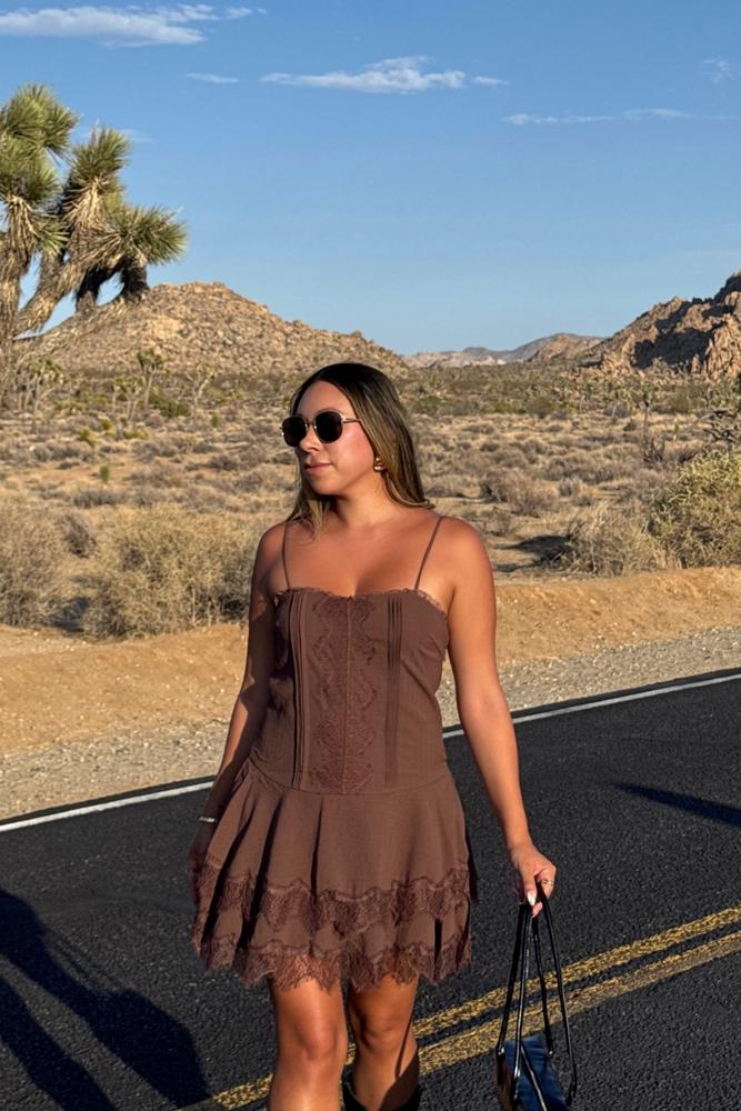 denisechavez's fit featuring Lulus