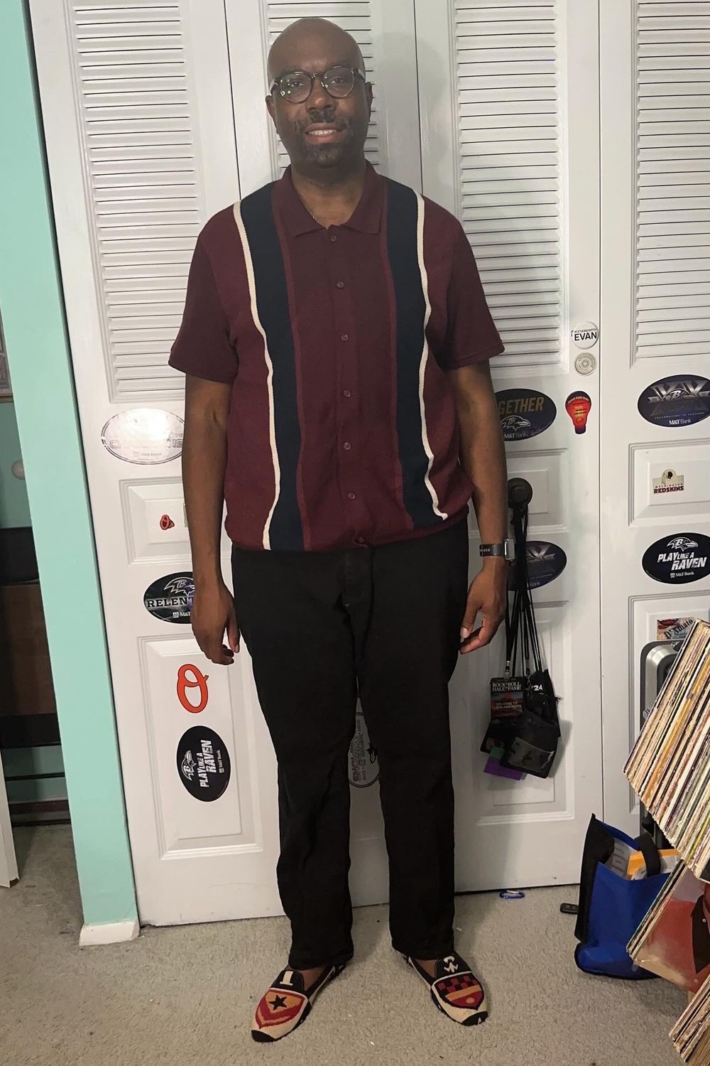 Post featuring Crest Color Needlepoint Slipper (Men)