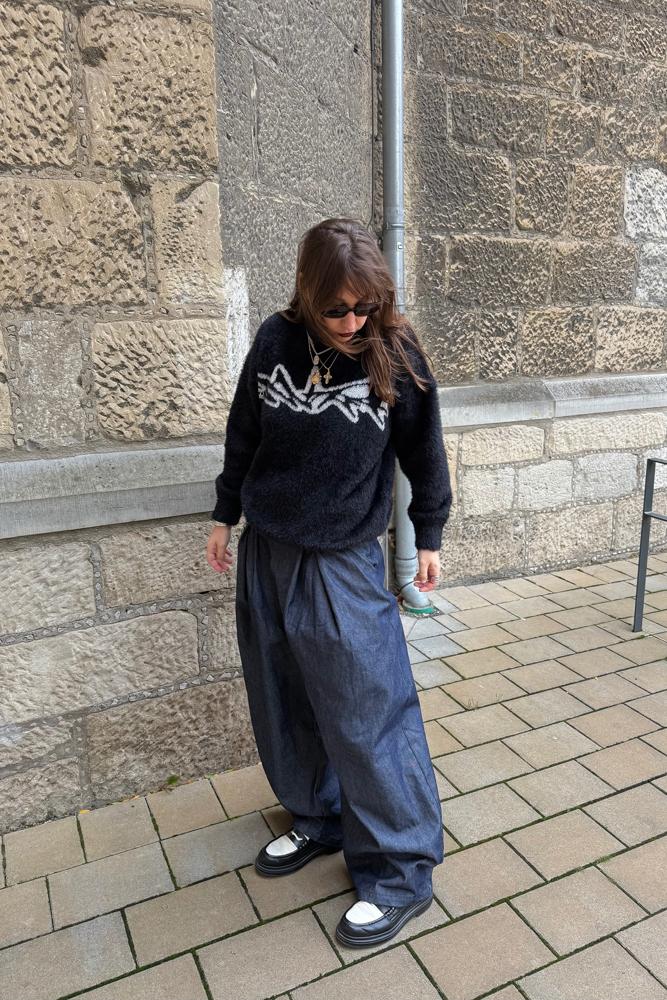 Wheereismyymind's fit featuring Bershka