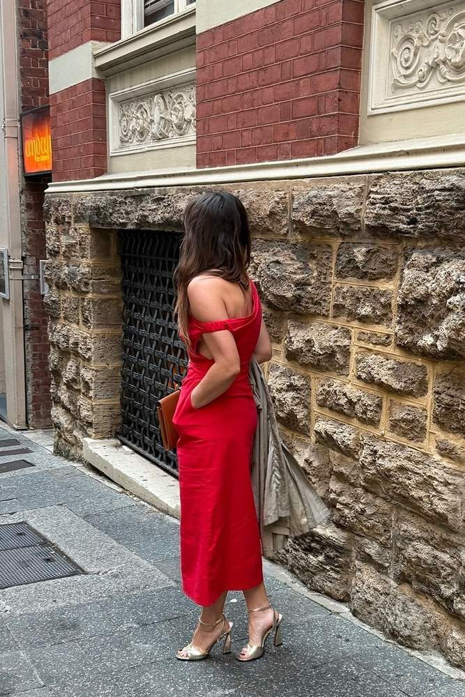 AguAn's fit featuring L37, Seven Wonders, Hermes