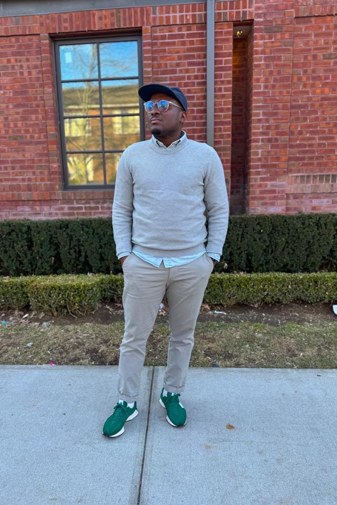 Thetimelessdad's fit featuring GAP, New Balance