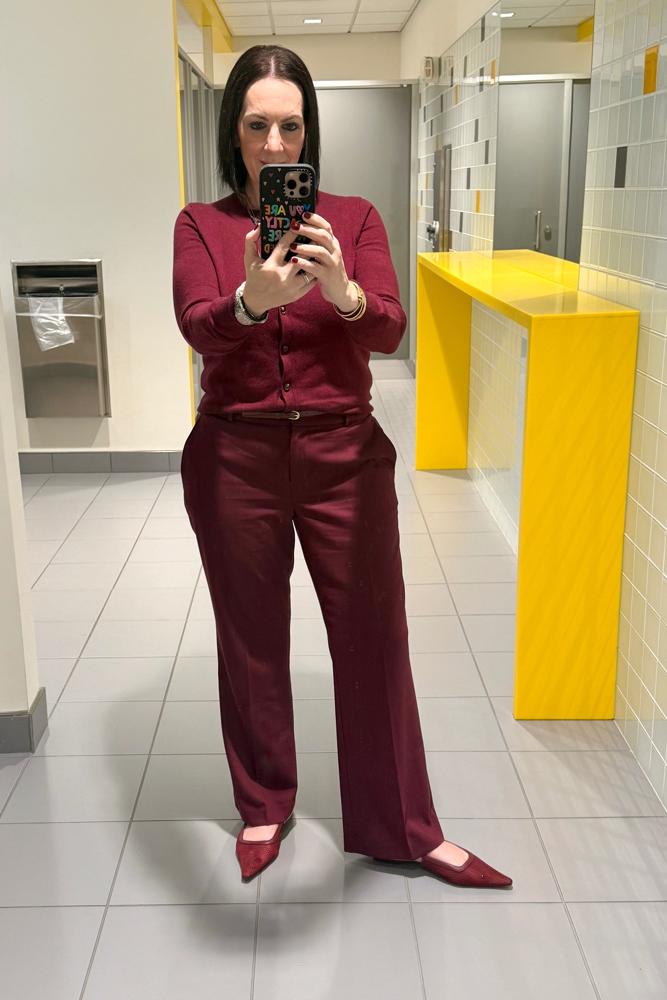 GAviv's fit featuring Ann Taylor, Burberry | businesscasual, chic, ootd, classic