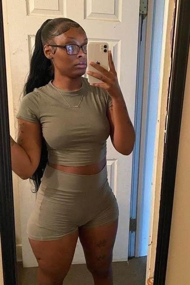 Mother's fit featuring AliExpress