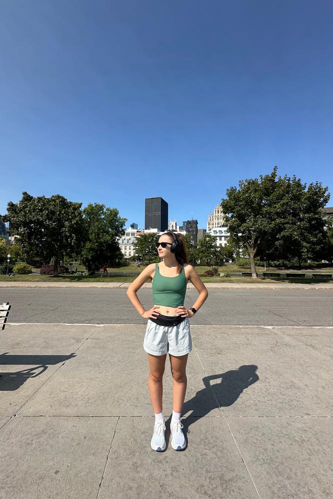 LiliyaM's fit featuring Old Navy, Brooks, Aritzia