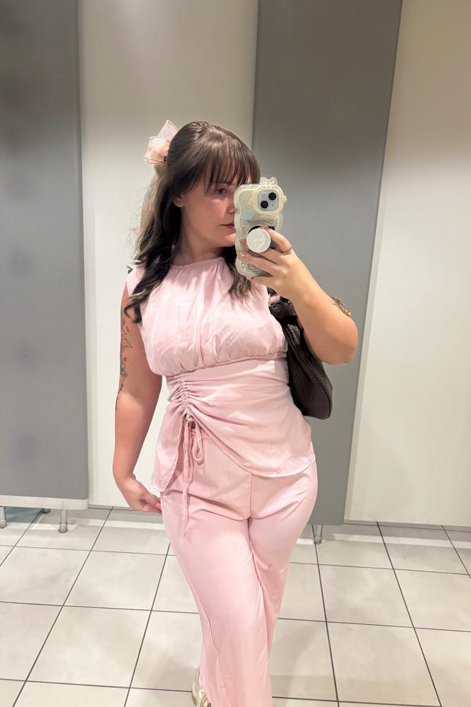 CLouise's fit featuring SHEIN, Kurt Geiger | [object Object], [object Object], [object Object]