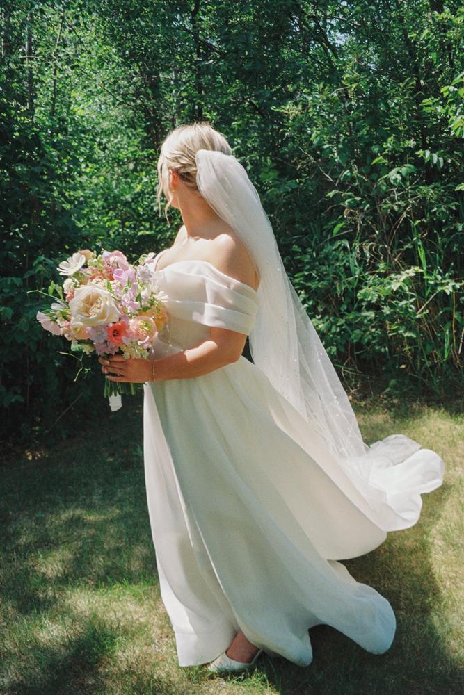 sarkaitlin's fit featuring Madi Lane, Call It Spring