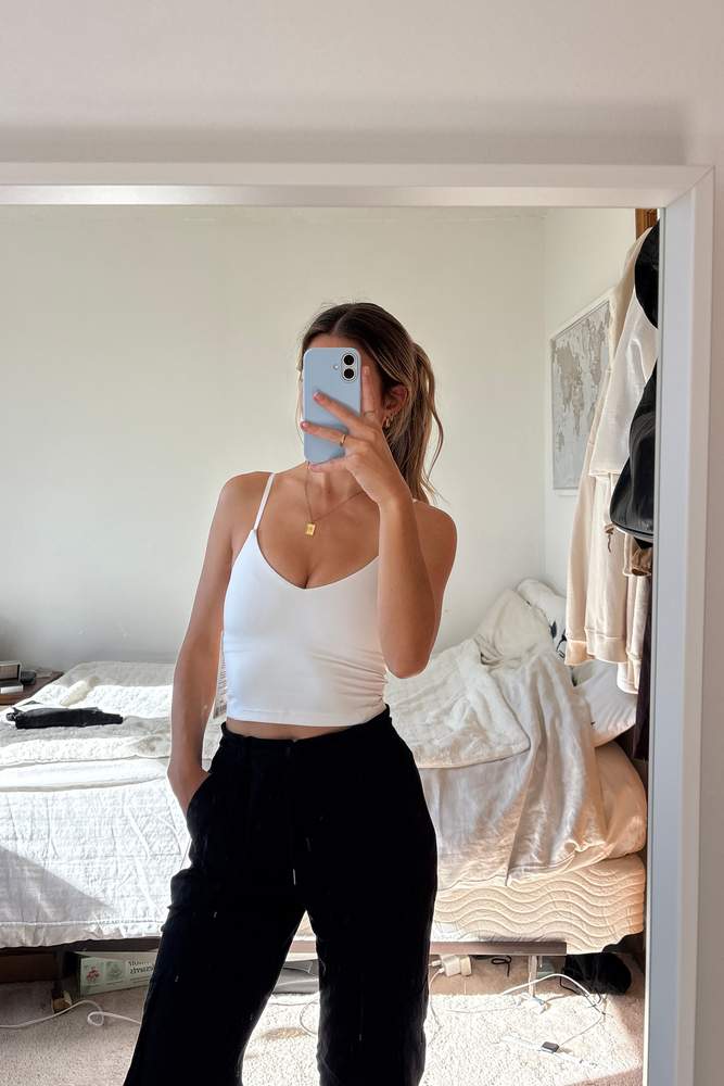 meagan's review for Dance Studio Relaxed-Fit Mid-Rise Cargo Pant | Women's Pants | lululemon