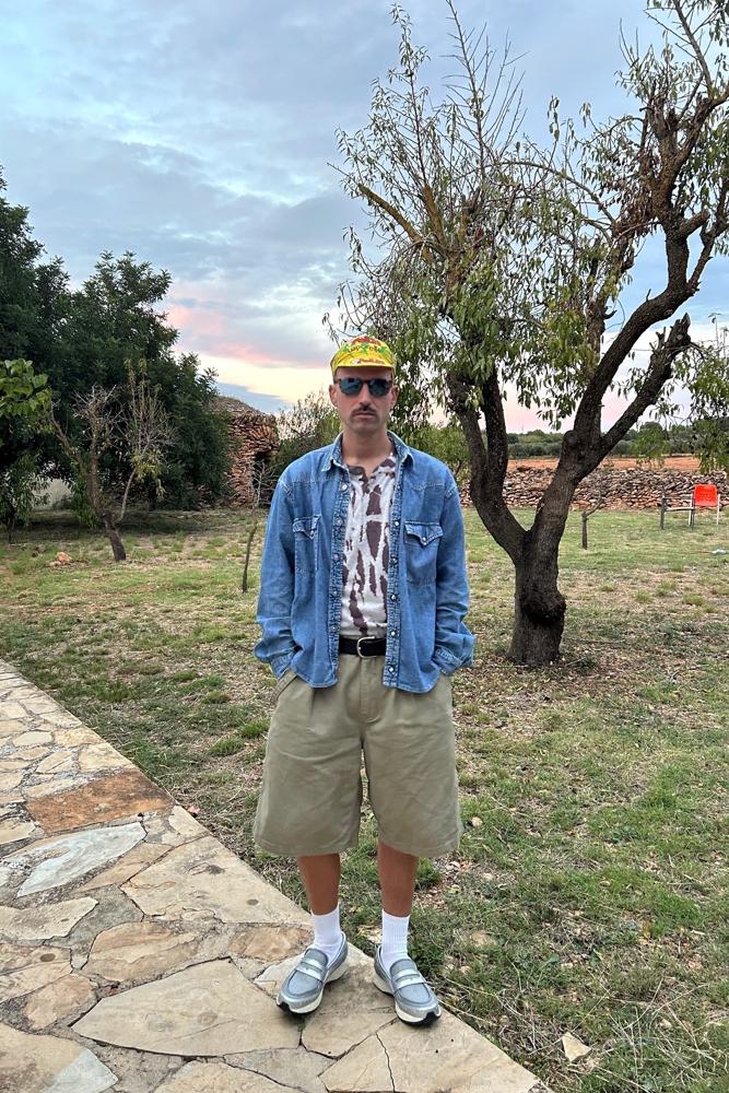 Markkkoc's fit featuring Persol, Levi's, New Balance, Decathlon | streetwear, athletic, relaxed