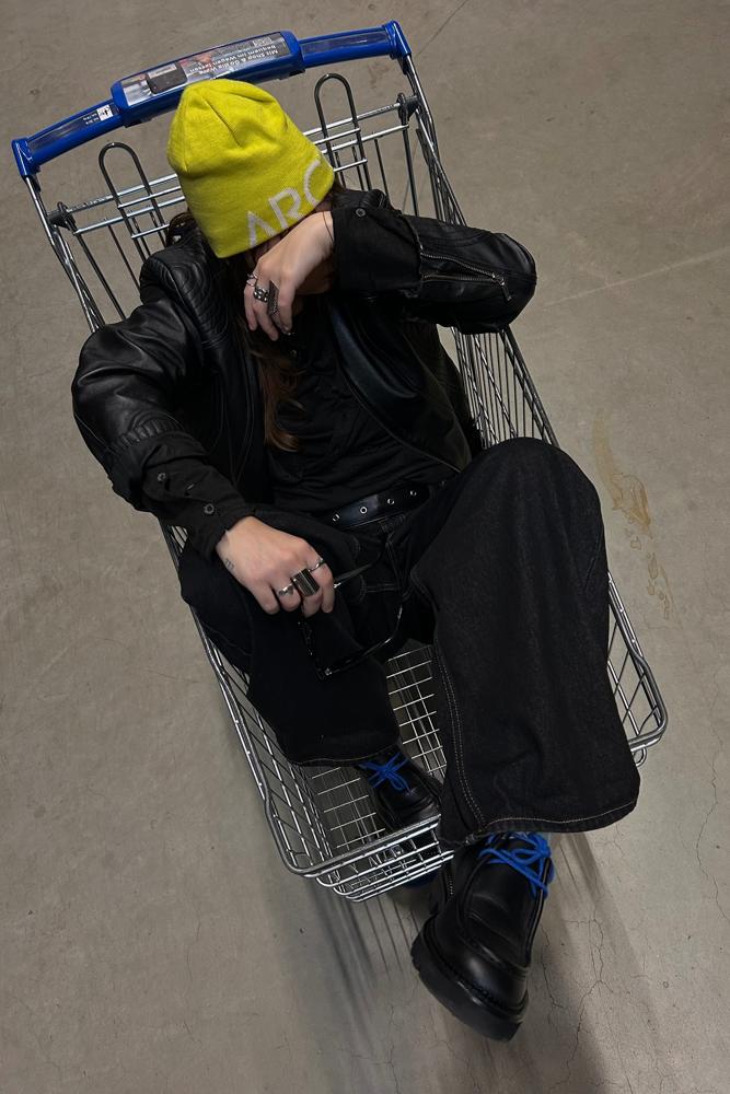 Wheereismyymind's fit featuring Bershka