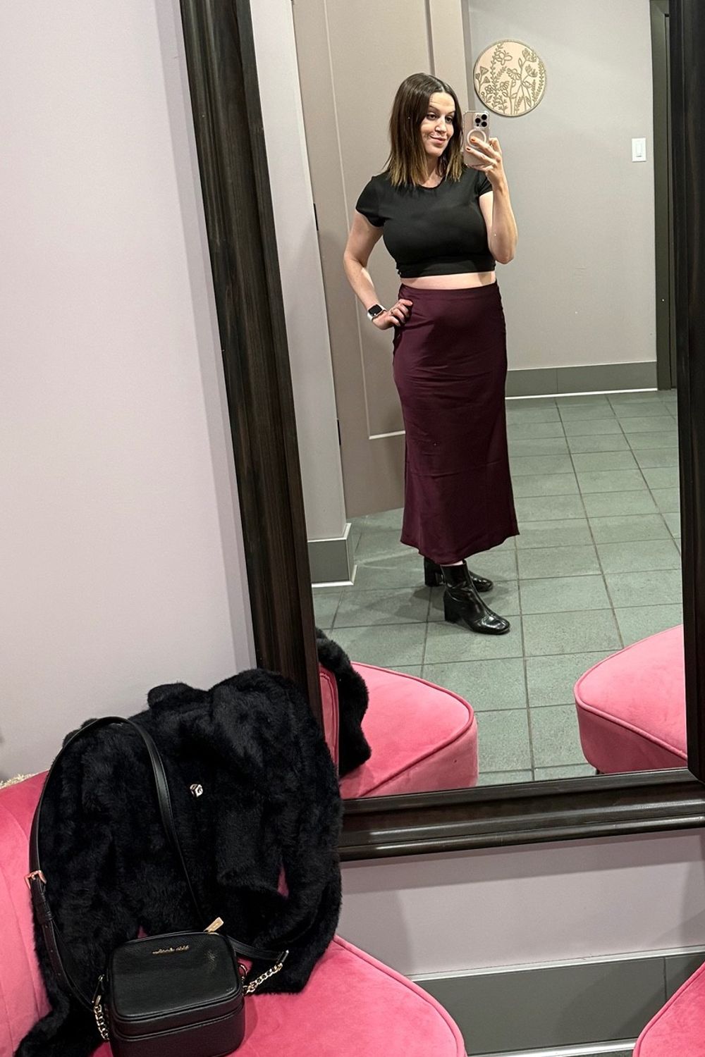 Post featuring Women's AIRism Soft Cropped T-Shirt | Black | Small | UNIQLO US