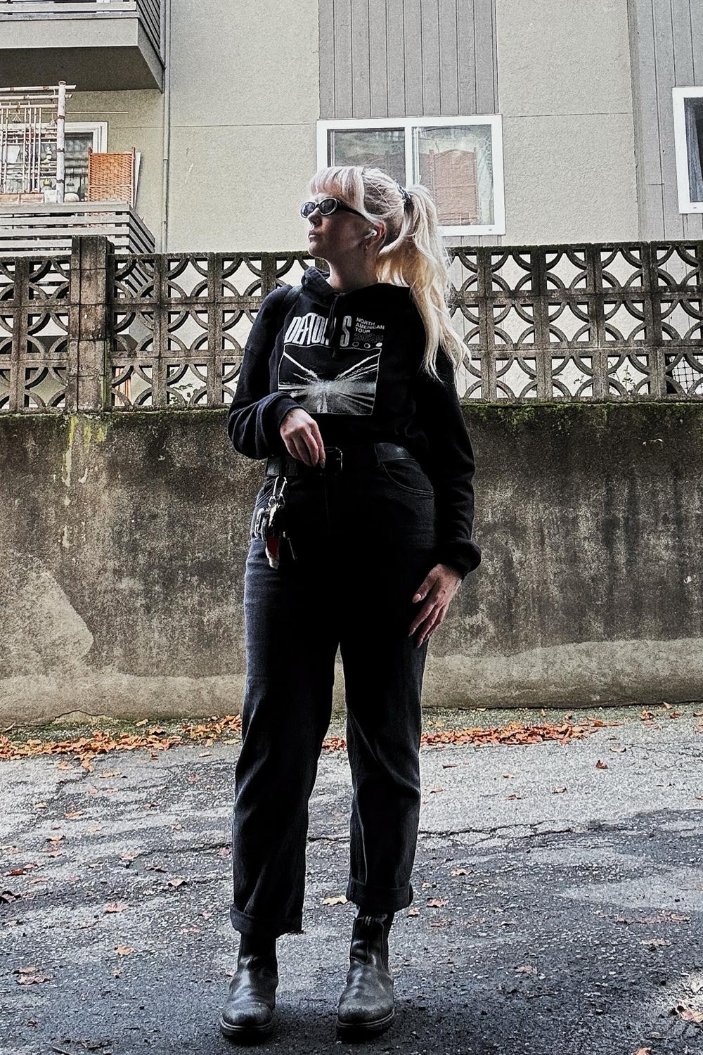 Post featuring Blundstone 068 - Chisel Toe Black