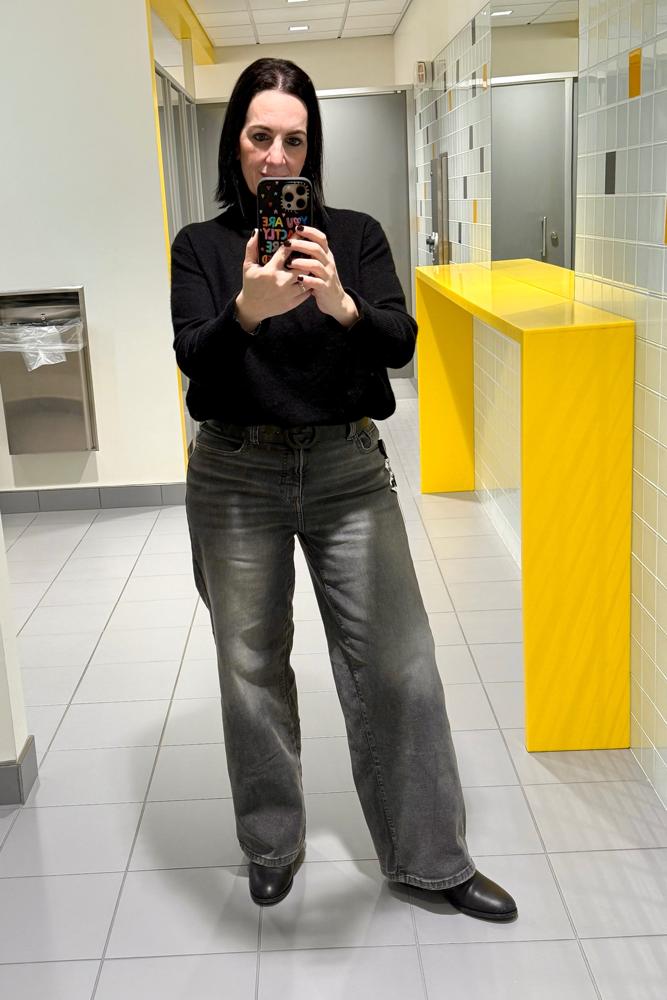 GAviv's fit featuring Banana Republic Factory, 360 Cashmere, Tory Burch | [object Object], [object Object], [object Object], [object Object], [object Object]